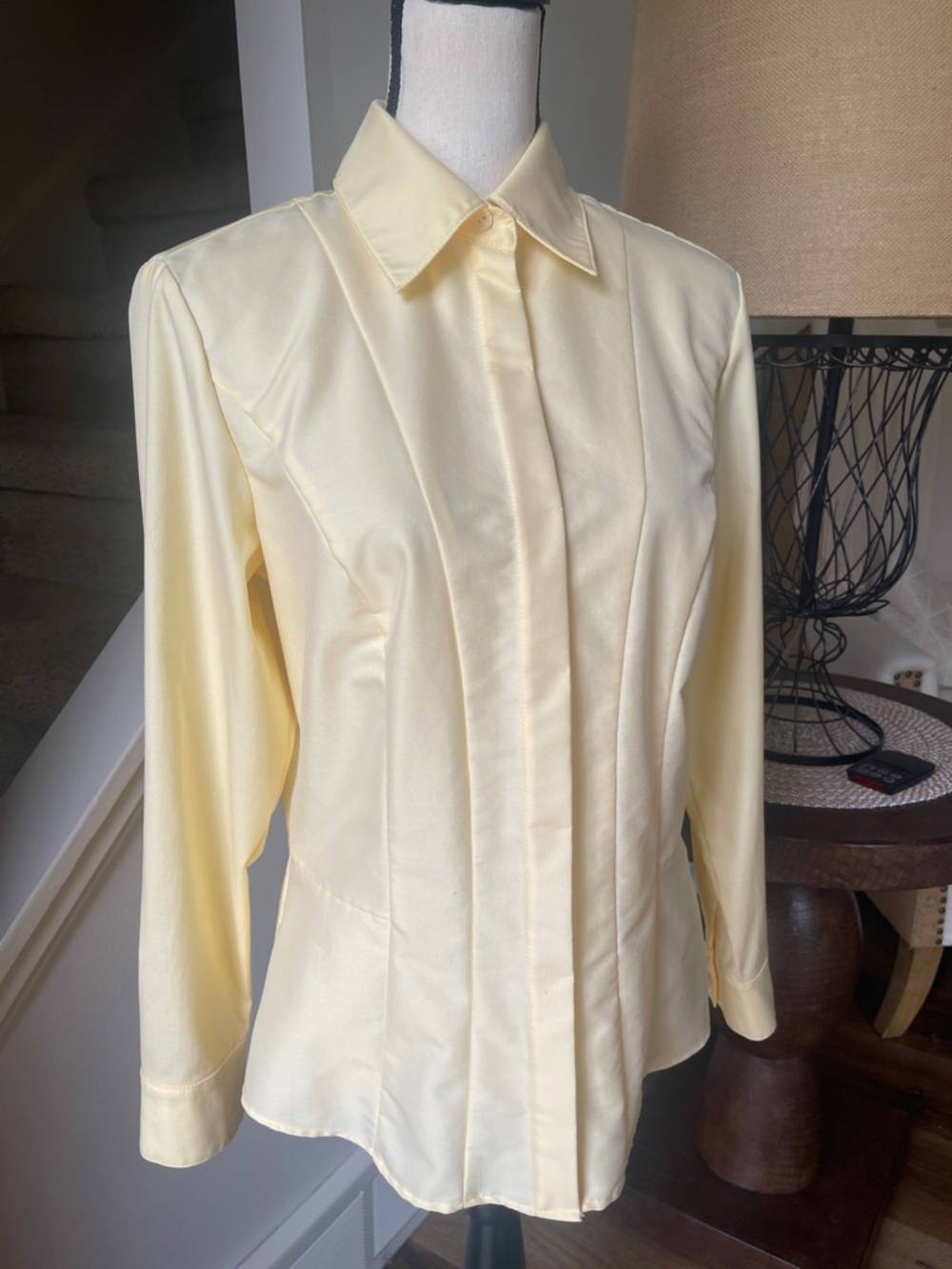 Coldwater Creek Yellow Long Sleeve Button Down Flattering Lines Size Small